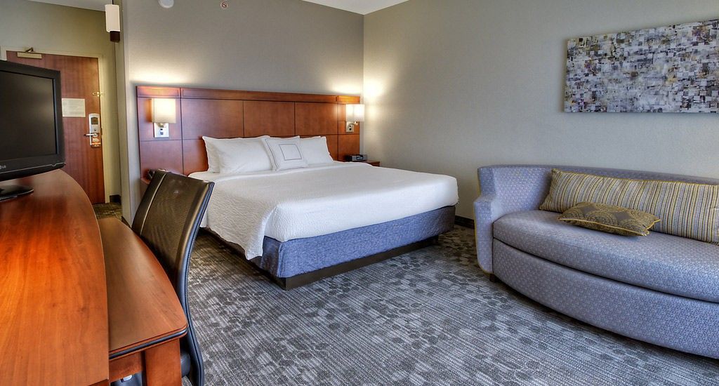 Courtyard By Marriott Burlington Hotell Exteriör bild